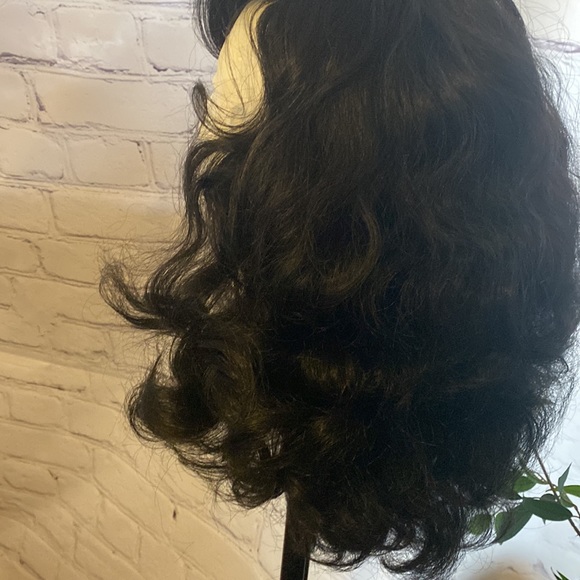 Only for you Black straight curl wig - Picture 5 of 13